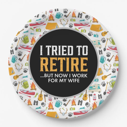 キャンプ愛好家のための退職パーティー ペーパープレート (正面)