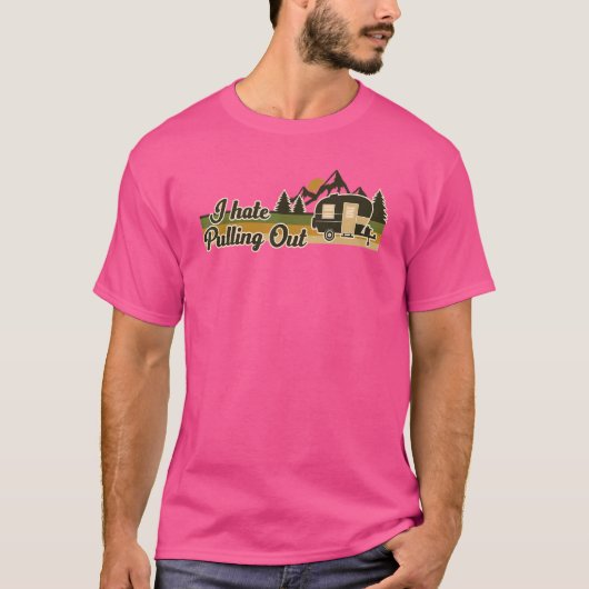 キャンプ用品を引っ張り出すのが嫌 Retro キャンピングカー Tシャツ (正面)