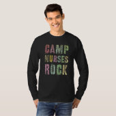 キャンプ看護師はヒョウ柄キャンプ部ロック Tシャツ (正面フル)