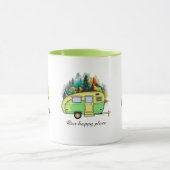 キャンプ、キャラバン、森、幸せな場所 マグカップ (中央)