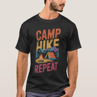 キャンプ ハイキング 登山 キャンピング マウンテン キャンパー ハイカー ヴィ Tシャツ