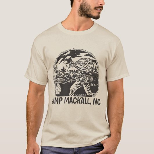 「キャンプMackall」の-長いタブ-前部 Tシャツ (正面)