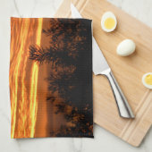キャンベラの夏の日没 キッチンタオル (四つ折り)