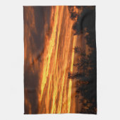 キャンベラの夏の日没 キッチンタオル (縦)