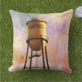 キャンベルCAヒストリカルウォータータワー装飾用クッション アウトドアクッション (芝生)
