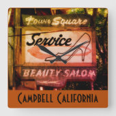 キャンベルCAヒストリックタウンスクエアヴィンテージサインスクア スクエア壁時計 (正面)