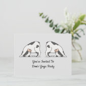 キュイパーソナライズされたヨガドッグテーマ招待状 招待状 (スタンド正面)