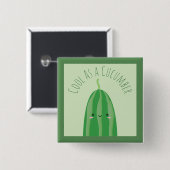 キュウリおもしろいーのかわいいフードプンプンのジョーク 缶バッジ (正面&裏面)