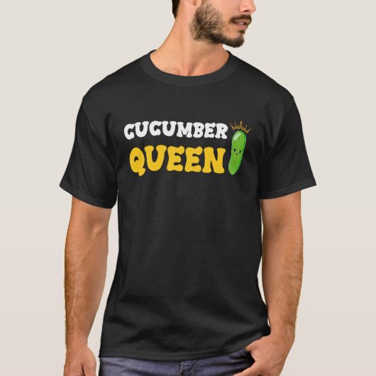 キュウリの女王 フルーツ 野菜 母の日 ガーデン Tシャツ (正面)