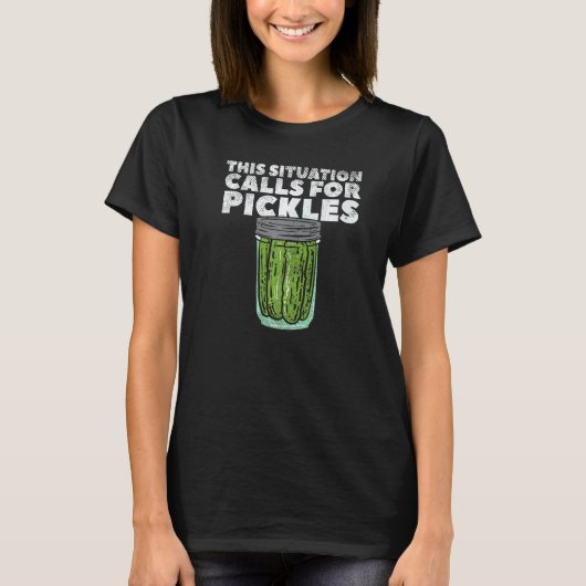 キュウリの漬物を求める漬物 Tシャツ (正面)