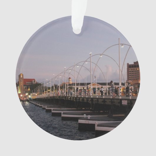 キュラサオクイーンエマポントゥーンブリッジアットデュスク オーナメント (正面)