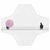 キュートおもしろいなピンクのバブルガムの鳥が針金に サッカーボール (フラット)