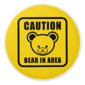 キュートおもしろいイエローブラックテディベア警告標識 セラミックノブ (正面)