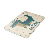 キュートおもしろいベビーワニパーソナライズされたゲータ バスマット (アングル)