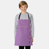 キュートかわいらしキッズポカラフルリーペイントブラシ エプロン (着用した状態)