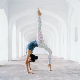 キュートかわいらしパステルガーリーバタフライパターン夏 レギンス