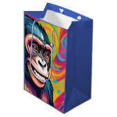 キュートでクレイジーな面白いチンパンジー ミディアムペーパーバッグ (正面アングル)