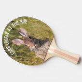 キュートで好奇心に満ちたイースタンコットンテールウサギ 卓球ラケット (横)