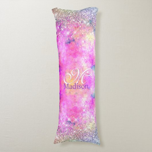 キュートなイリデセン銀フェイクグリッターモノグラム ボディピロー (正面縦)