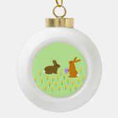 キュートなイースターバニーとダフォジル セラミックボールオーナメント (正面)