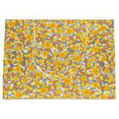 キュートなオレンジ色の黄色の白い花模様 ラージペーパーバッグ (正面)