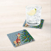 キュートなキリン・ビーニーとクリスマスツリー付きスカーフ スクエアペーパーコースター (インサイチュ)