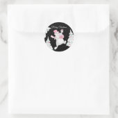 キュートなクリスマス雪だるまとギフト夜の雪 ラウンドシール (バッグ)