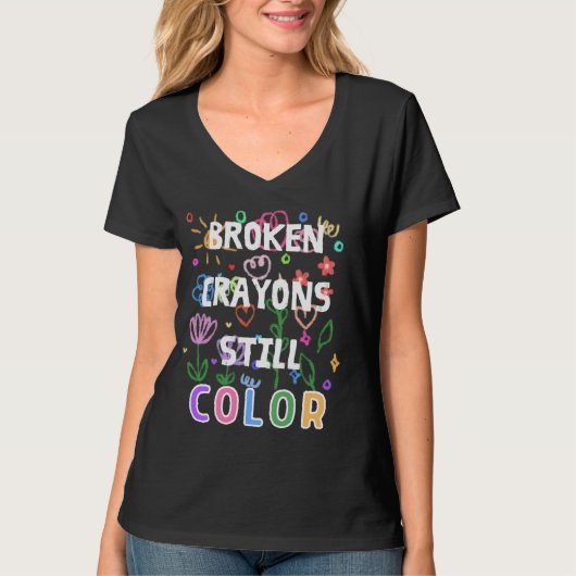 キュートなクレヨンの色を引き抜く Tシャツ (正面)