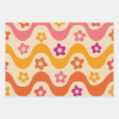 キュートなグルーヴィーな花柄のレトロウェーブ ラッピングペーパーシート (正面2)