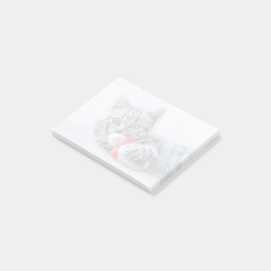 キュートなグレータブビーキャットとクリスマスハットクリスマス ポストイット (アングル)