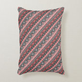 キュートなグレー赤アステカ模様デザイン アクセントクッション (正面(垂直))