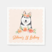 キュートなシベリアのハスキーと桃の花の誕生日 スタンダードカクテルナプキン (正面)