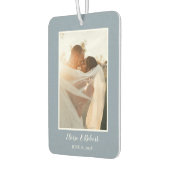 キュートなスクリプト結婚ダスティブルーの記念写真 カーエアーフレッシュナー (左)