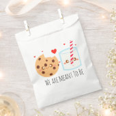 キュートなチョコレートチップクッキーとミルクのグラス フェイバーバッグ (クリップ留めされた状態)