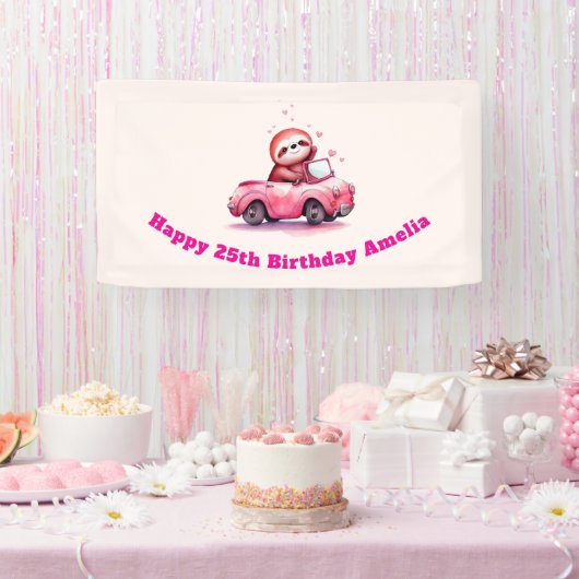 キュートなナマケモノのピンクのオープンカーの誕生日 横断幕 (パーティー)