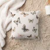 キュートなニュートラルな蝶、ミュートされたトーン淡い色のピンク クッション (ブランケット)