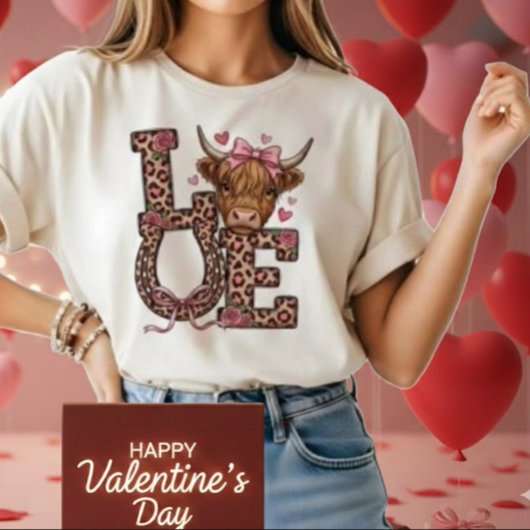 キュートなハイランドカウのバレンタインラブ Tシャツ