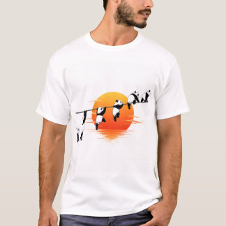 キュートなパンダのクライミングアドベンチャー - パンダ好きのためのデザイン Tシャツ