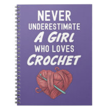 キュートなピンクのクロシェのギフトcrocheting crocheer