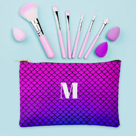 キュートなピンクのグラデーションガーリーマーメイドはかりで測モノグラム アクセサリーポーチ