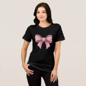 キュートなピンクのリボン・コケット美学の女性用 トライブレンドTシャツ (正面全面)