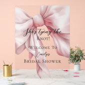 キュートなピンクの弓結び目ブライダルシャワー アクリルサイン (ウェディング)