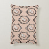 キュートなピンクエレガントの蝶ダマスクパターン アクセントクッション (裏面(縦))