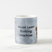 キュートなブラウンダシュントのバーキング機 コーヒーマグカップ (中央)