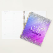 キュートなブラッシュパープルフェイクシルバーグリッターモノグラム プランナー手帳 (ディスプレー)