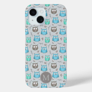 キュートなブルーグレイのフクロウパターンモノグラム iPhone 15ケース