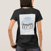 キュートなペンギンスクワッドの女性用 Tシャツ (裏面)