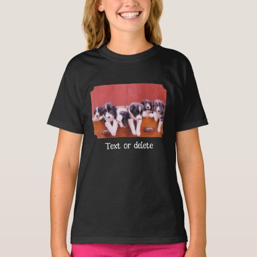 キュートなボーダーコリーの子犬 パーソナライズド Tシャツ (正面)
