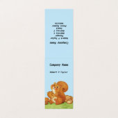 キュートなリスの紅色の頬がナッツのどんぐりを隠す 名刺 (外部フラット)