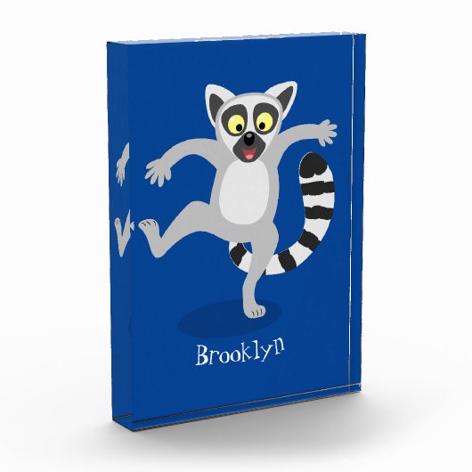 キュートなリングの尻尾踊り漫画イラストレーション フォトブロック (左)